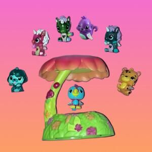 (8) Piece Hatchimals Toy Colleggtible Mini Figures & Glittering Garden Nest